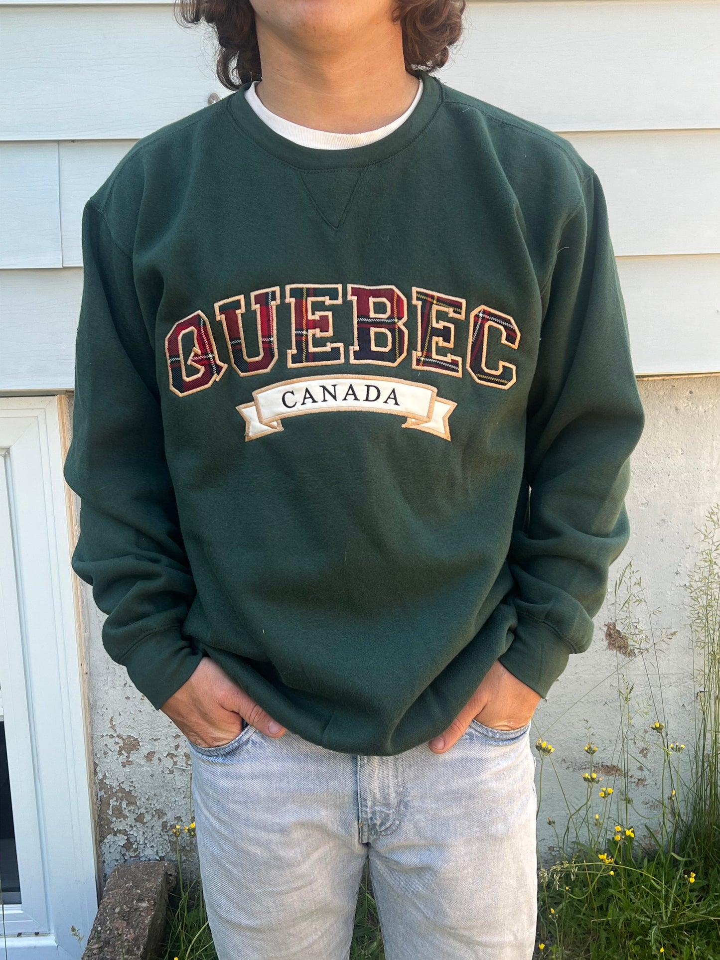 PRE ORDER QUEBEC TARTAN APPLIQUE